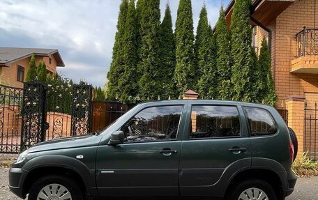 Chevrolet Niva I рестайлинг, 2014 год, 650 000 рублей, 4 фотография