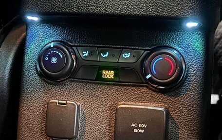 Ford Explorer VI, 2014 год, 1 500 000 рублей, 28 фотография