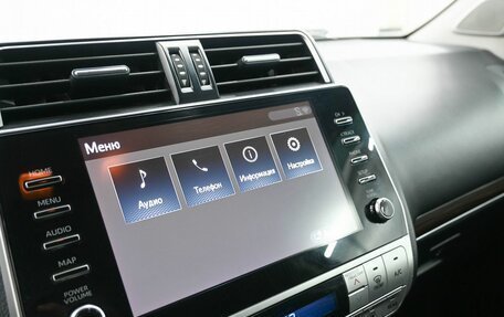 Toyota Land Cruiser Prado 150 рестайлинг 2, 2022 год, 6 499 900 рублей, 20 фотография