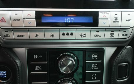 Toyota Land Cruiser Prado 150 рестайлинг 2, 2022 год, 6 499 900 рублей, 22 фотография
