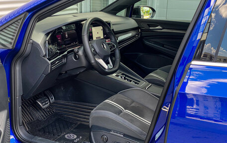 Volkswagen Golf VIII, 2021 год, 3 000 000 рублей, 17 фотография