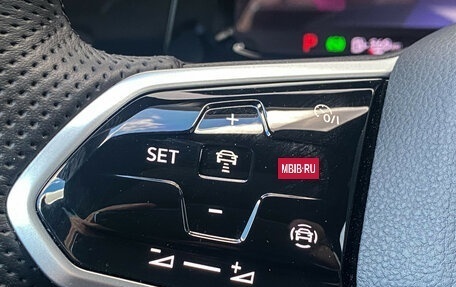 Volkswagen Golf VIII, 2021 год, 3 000 000 рублей, 20 фотография