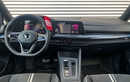 Volkswagen Golf VIII, 2021 год, 3 000 000 рублей, 13 фотография