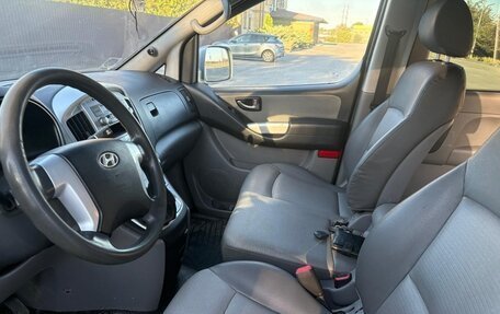 Hyundai Grand Starex Grand Starex I рестайлинг 2, 2008 год, 1 000 000 рублей, 6 фотография