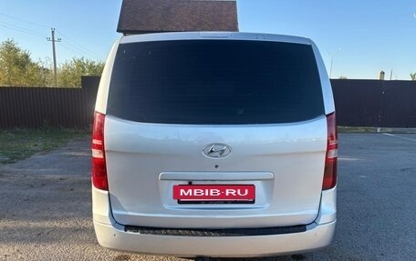 Hyundai Grand Starex Grand Starex I рестайлинг 2, 2008 год, 1 000 000 рублей, 7 фотография