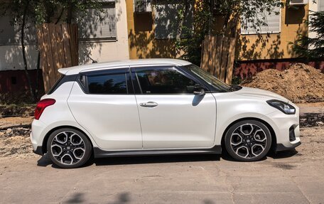 Suzuki Swift V, 2022 год, 1 700 000 рублей, 8 фотография