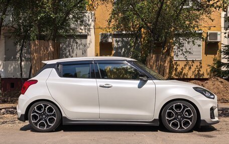 Suzuki Swift V, 2022 год, 1 700 000 рублей, 6 фотография