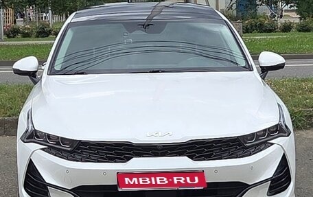 KIA K5, 2021 год, 4 000 000 рублей, 1 фотография