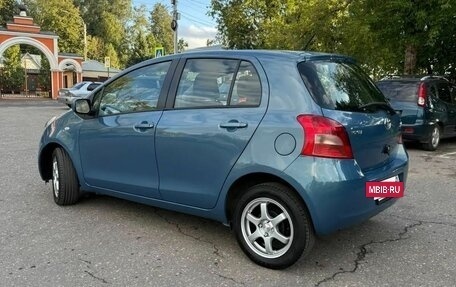 Toyota Yaris III рестайлинг, 2008 год, 590 000 рублей, 2 фотография