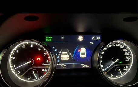 Toyota Camry, 2021 год, 2 950 000 рублей, 4 фотография