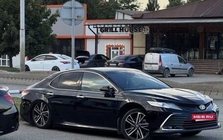 Toyota Camry, 2021 год, 2 950 000 рублей, 5 фотография