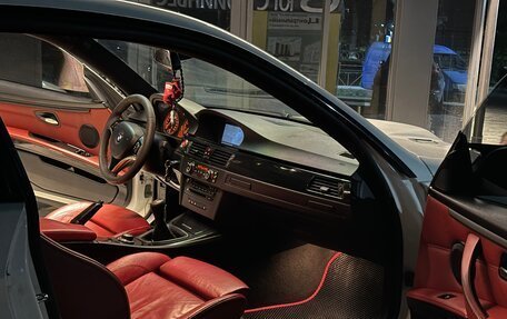 BMW 3 серия, 2008 год, 1 570 000 рублей, 13 фотография