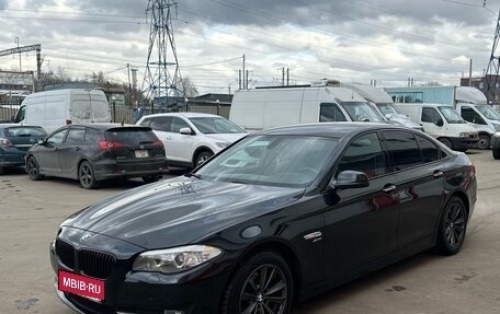 BMW 5 серия, 2011 год, 1 590 000 рублей, 2 фотография
