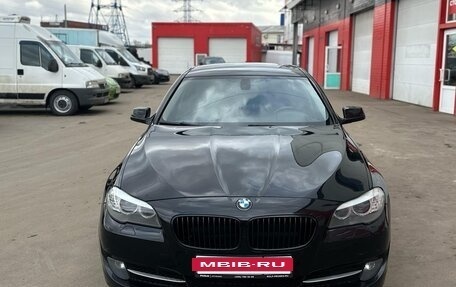 BMW 5 серия, 2011 год, 1 590 000 рублей, 3 фотография