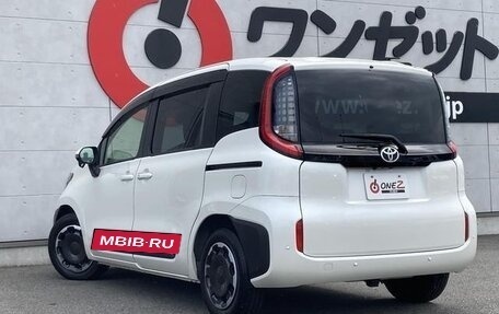Toyota Sienta, 2024 год, 1 250 217 рублей, 6 фотография