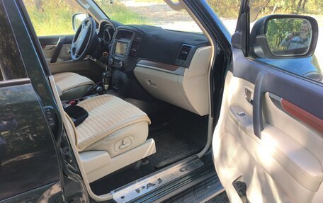Mitsubishi Pajero IV, 2008 год, 1 490 000 рублей, 8 фотография