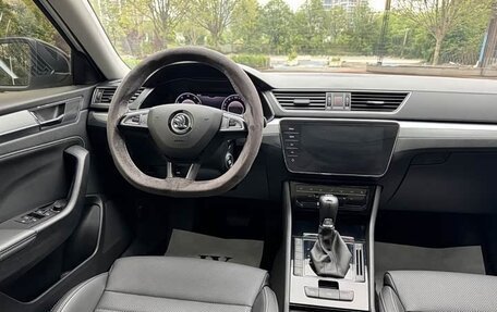 Skoda Superb, 2024 год, 3 413 375 рублей, 7 фотография