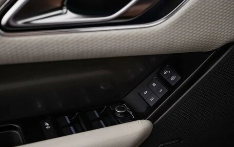 Land Rover Range Rover Velar I, 2019 год, 2 900 000 рублей, 24 фотография