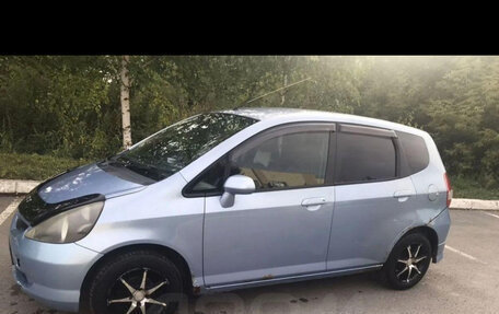 Honda Fit III, 2002 год, 260 000 рублей, 3 фотография