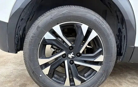 Peugeot 2008 II, 2023 год, 1 290 000 рублей, 6 фотография