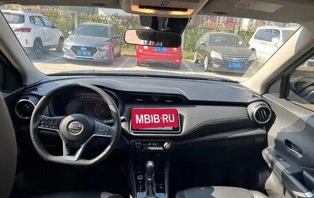 Nissan Kicks I, 2023 год, 1 090 000 рублей, 10 фотография