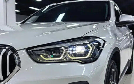 BMW X1, 2022 год, 2 250 000 рублей, 8 фотография