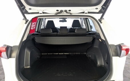 Toyota RAV4, 2022 год, 3 350 000 рублей, 9 фотография