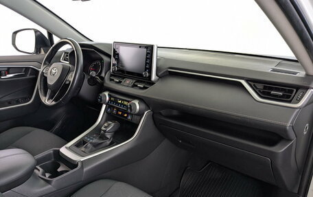 Toyota RAV4, 2022 год, 3 350 000 рублей, 20 фотография