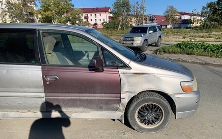Nissan Bassara, 2001 год, 200 000 рублей, 11 фотография