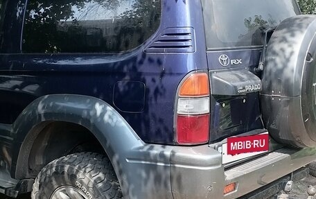 Toyota Land Cruiser Prado 90 рестайлинг, 1998 год, 900 000 рублей, 3 фотография