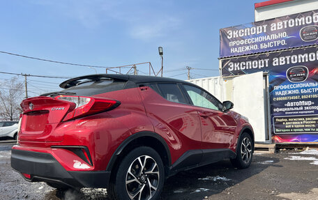 Toyota C-HR I рестайлинг, 2021 год, 2 300 000 рублей, 14 фотография