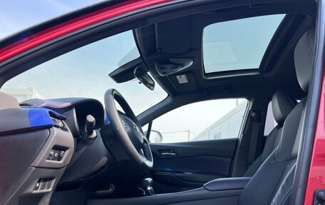 Toyota C-HR I рестайлинг, 2021 год, 2 300 000 рублей, 22 фотография
