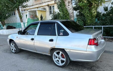 Daewoo Nexia I рестайлинг, 2010 год, 230 000 рублей, 4 фотография