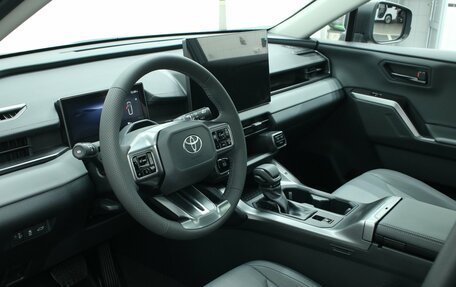 Toyota RAV4, 2026 год, 4 350 000 рублей, 17 фотография