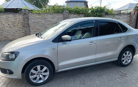 Volkswagen Polo VI (EU Market), 2013 год, 720 000 рублей, 3 фотография