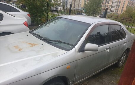 Nissan Bluebird XI, 2000 год, 210 000 рублей, 2 фотография