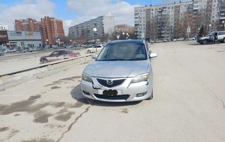 Mazda Axela, 2004 год, 390 000 рублей, 2 фотография