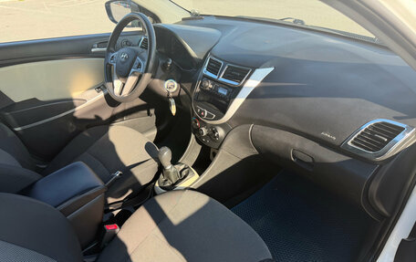 Hyundai Solaris II рестайлинг, 2012 год, 545 000 рублей, 7 фотография