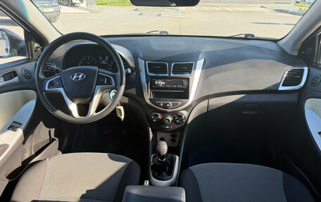 Hyundai Solaris II рестайлинг, 2012 год, 545 000 рублей, 8 фотография