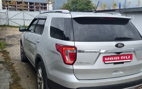 Ford Explorer VI, 2017 год, 2 500 000 рублей, 4 фотография