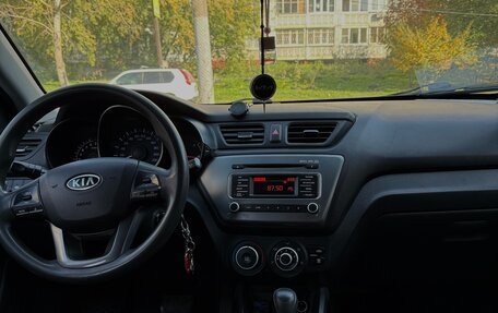 KIA Rio III рестайлинг, 2012 год, 650 000 рублей, 10 фотография