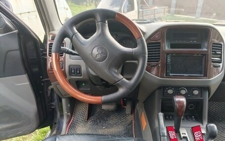 Mitsubishi Pajero III рестайлинг, 2004 год, 850 000 рублей, 1 фотография