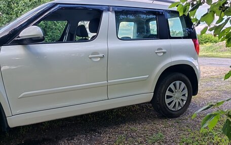 Skoda Yeti I рестайлинг, 2015 год, 1 060 000 рублей, 2 фотография