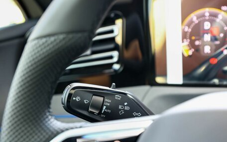 Volkswagen Tiguan, 2026 год, 4 999 999 рублей, 29 фотография