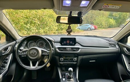 Mazda 6, 2018 год, 1 790 000 рублей, 9 фотография