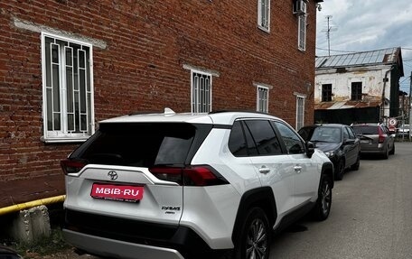 Toyota RAV4, 2024 год, 3 000 000 рублей, 1 фотография