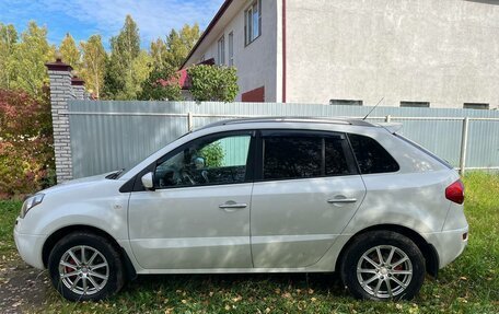 Renault Koleos I рестайлинг 2, 2011 год, 750 000 рублей, 2 фотография