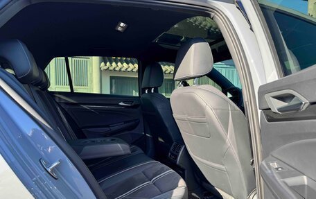 Volkswagen Golf VIII, 2022 год, 2 040 000 рублей, 9 фотография