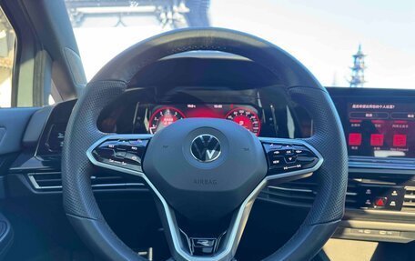 Volkswagen Golf VIII, 2022 год, 2 040 000 рублей, 16 фотография