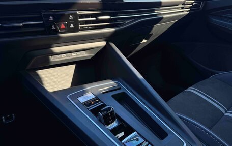 Volkswagen Golf VIII, 2022 год, 2 040 000 рублей, 14 фотография